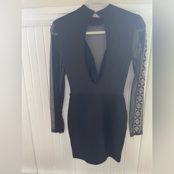 Windsor fitted black dress with silver decal and open back. Like new never worn - Picture 3 of 3